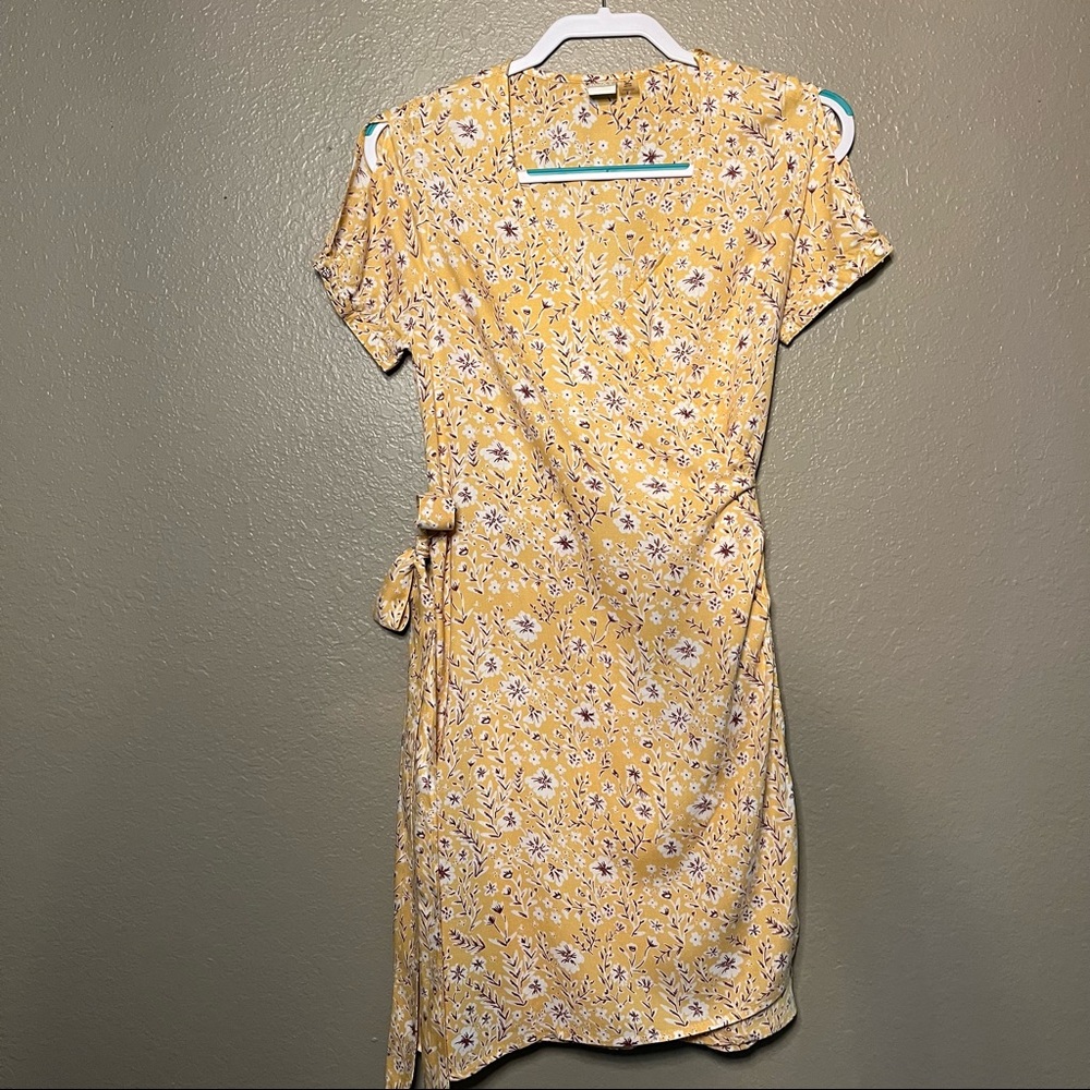 Roxy wrap dress size S